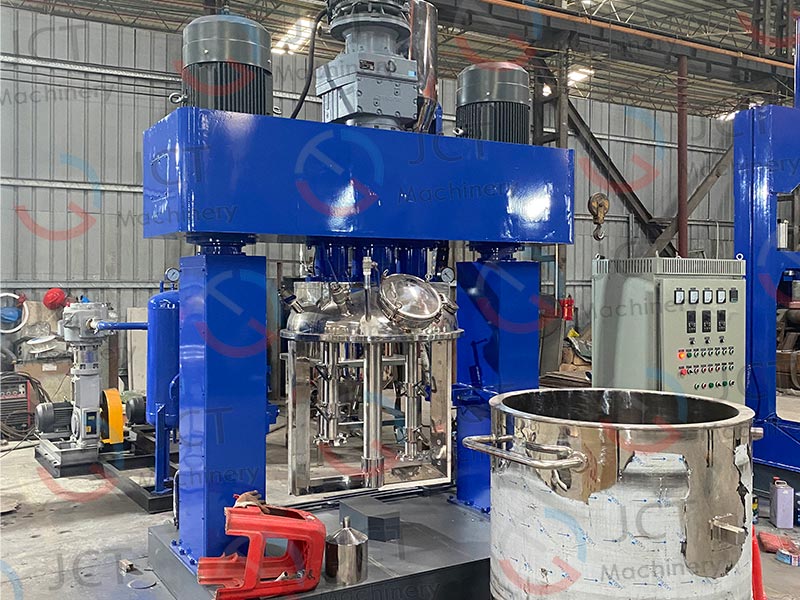 Automatic Feeding Triple Shaft Mixer | JCT Machinery