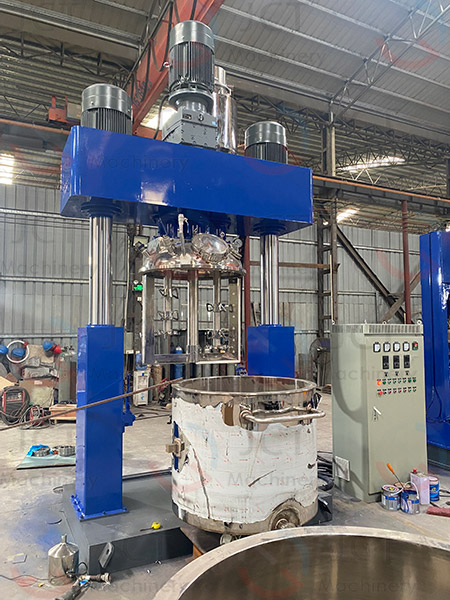 powerful dispersing mixer