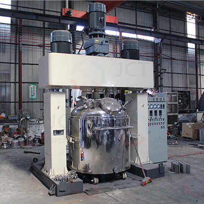 triple shaft mixer