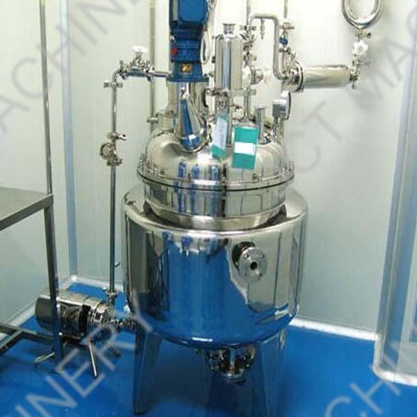 How many different kinds of industrial chemical mixers?