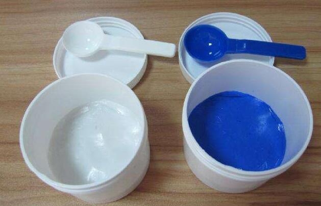 How does the solvent for silicone rubber mixer come out?