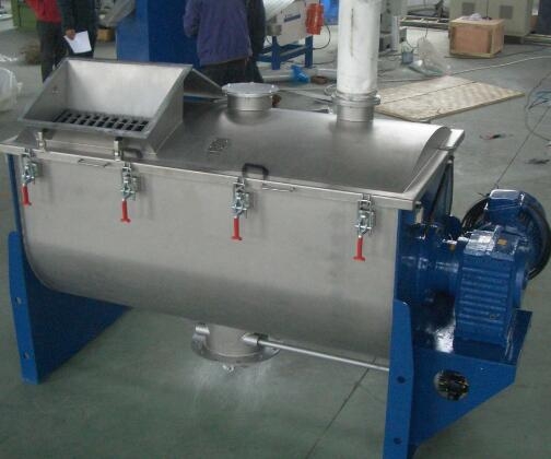 JCT livestock feed mixer is suitable for livestock feed powder?